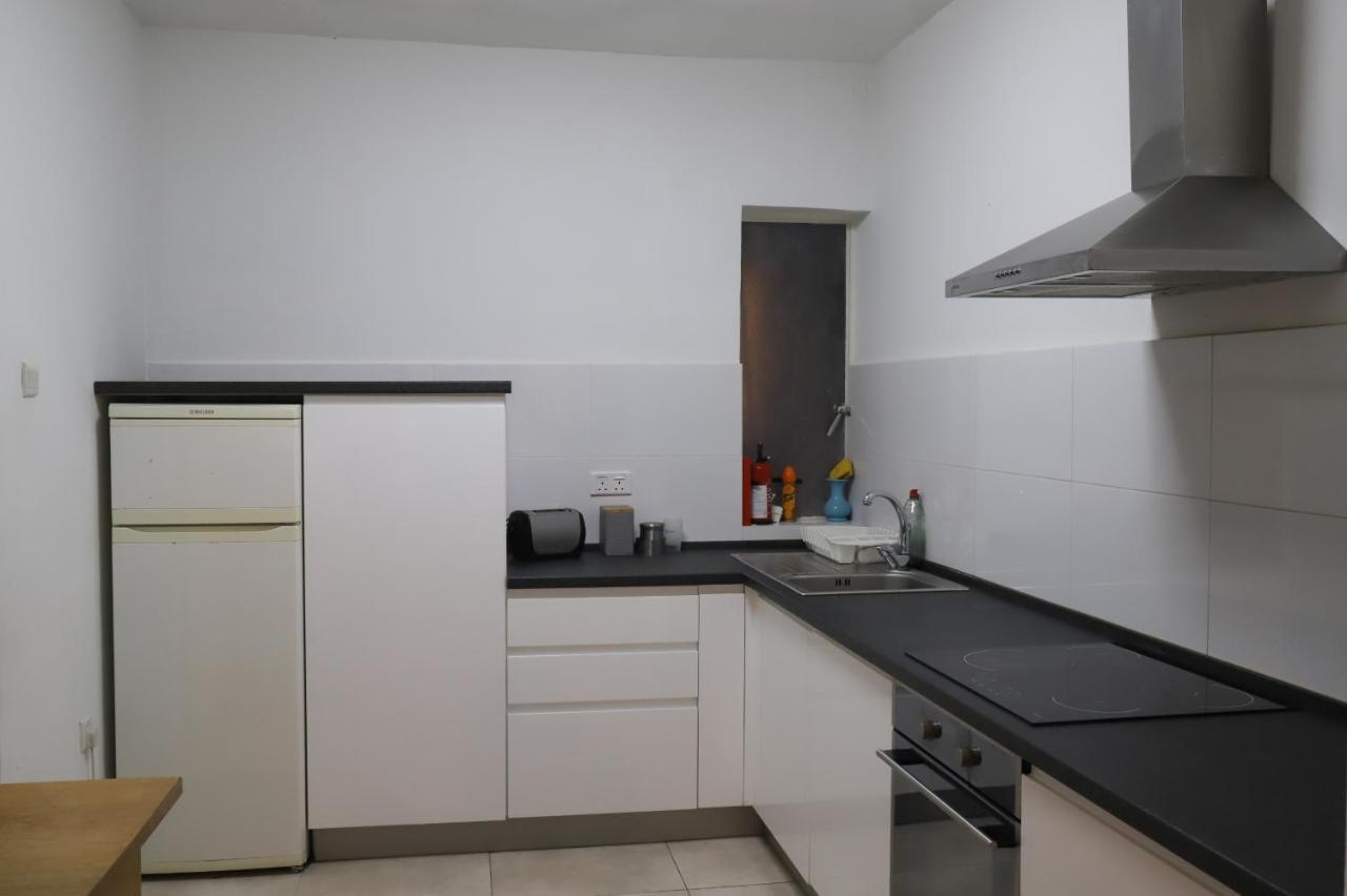 Newly Listed 3 Bedroom Apt In St Julians San Ġiljan Buitenkant foto